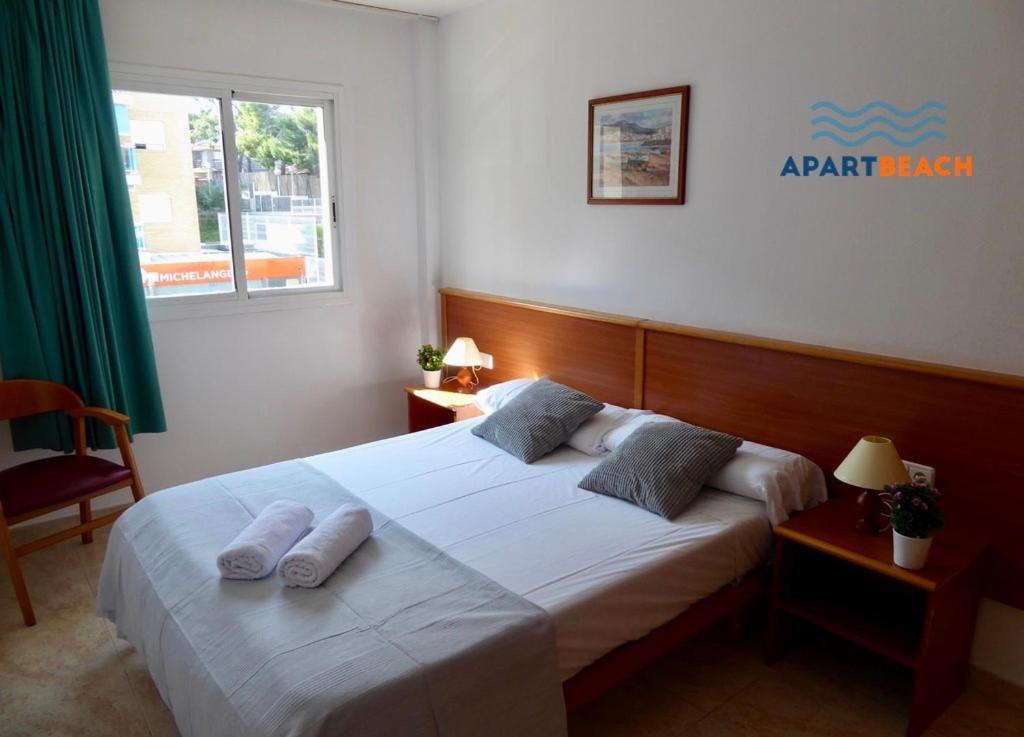 ApartBeach VANCOUVER Climatizado Piscina y Parquing Salou Esterno foto