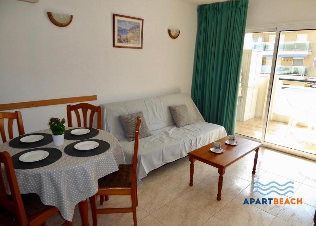 ApartBeach VANCOUVER Climatizado Piscina y Parquing Salou Esterno foto