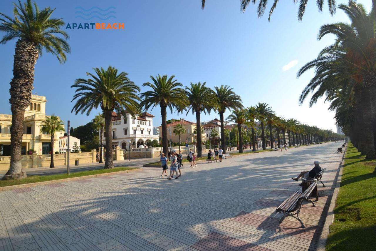ApartBeach VANCOUVER Climatizado Piscina y Parquing Salou Esterno foto