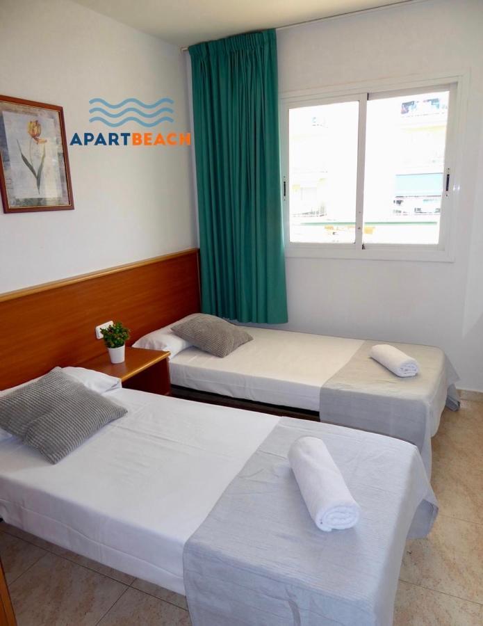 ApartBeach VANCOUVER Climatizado Piscina y Parquing Salou Esterno foto