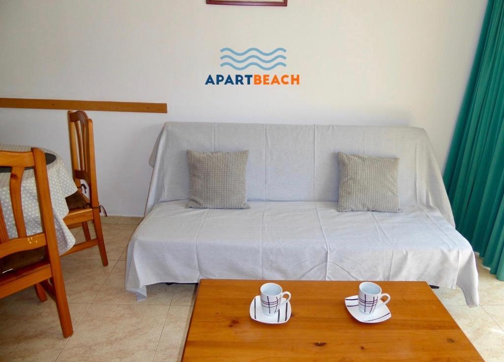 ApartBeach VANCOUVER Climatizado Piscina y Parquing Salou Esterno foto