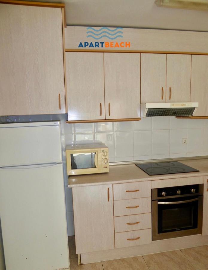 ApartBeach VANCOUVER Climatizado Piscina y Parquing Salou Esterno foto