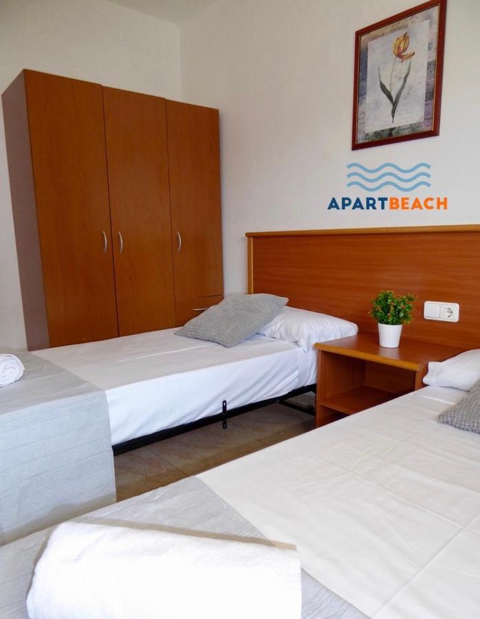 ApartBeach VANCOUVER Climatizado Piscina y Parquing Salou Esterno foto