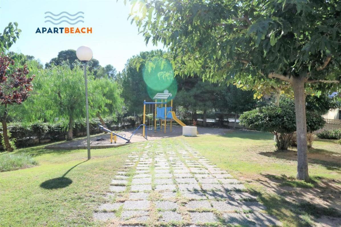 ApartBeach VANCOUVER Climatizado Piscina y Parquing Salou Esterno foto
